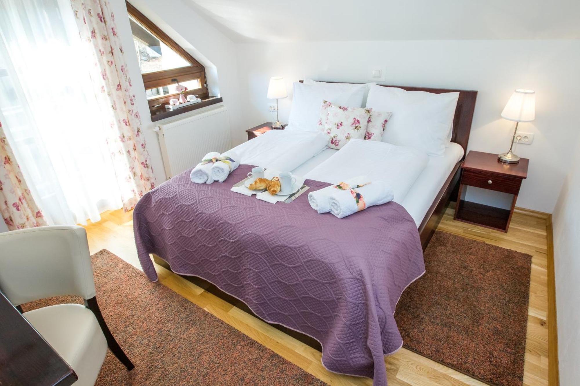 B&B Lady Of The Lake Jezerce Værelse billede